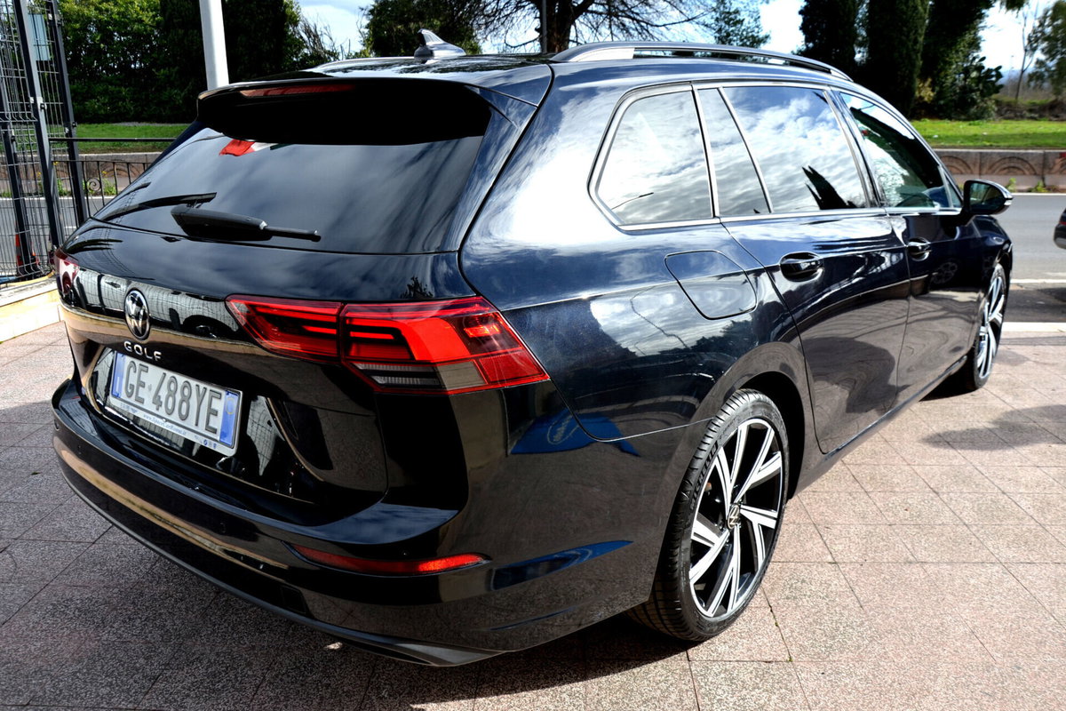 Volkswagen Golf Variant 2.0 tdi Style 150cv dsg (5)