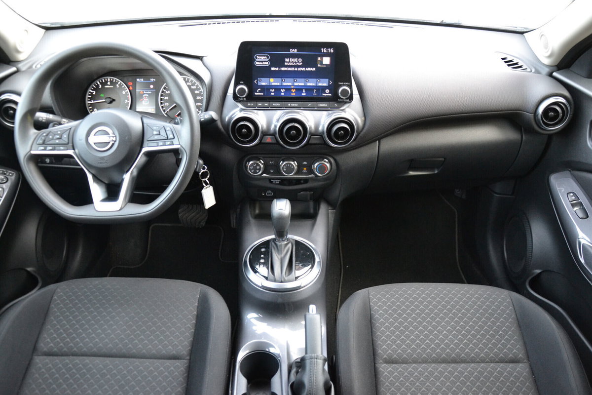 Nissan Juke 1.0 dig-t Tekna 114cv dct (8)