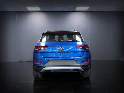 Volkswagen T-Roc 1.0 TSI Life (6)