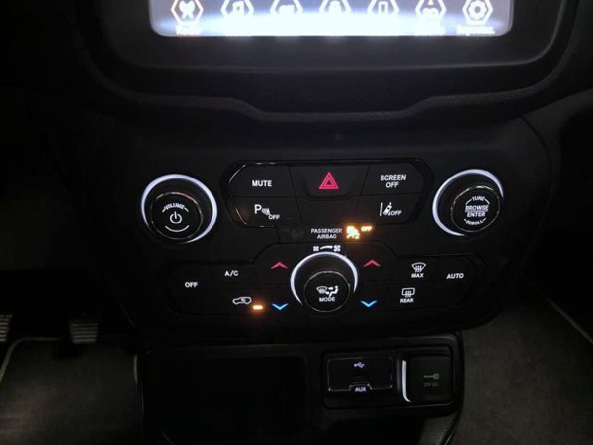 Jeep Renegade 1.0 T3 Limited (14)