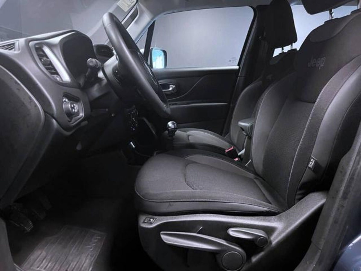 Jeep Renegade 1.6 Mjt 130 CV Limited (9)