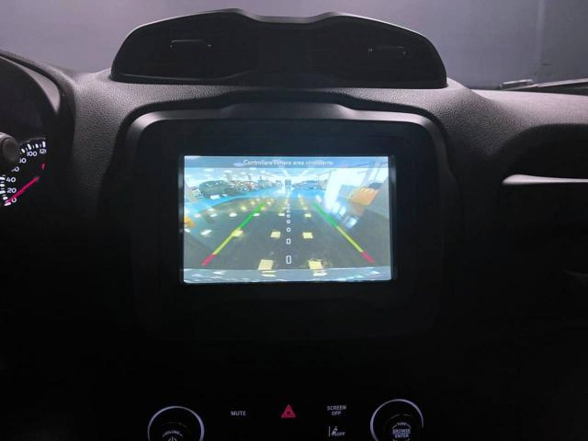 Jeep Renegade 1.6 Mjt 130 CV Limited (14)