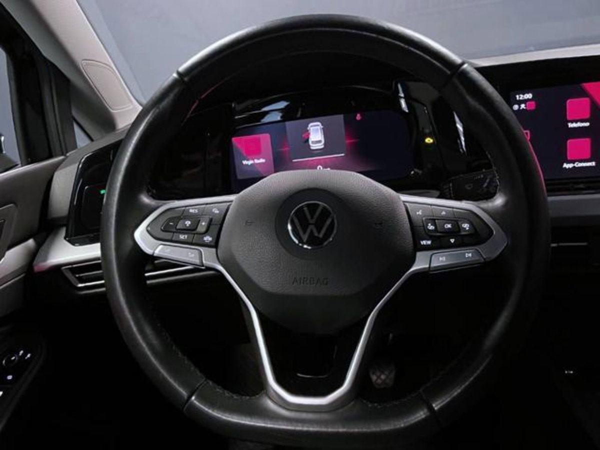 Volkswagen Golf Variant 1.0 TSI EVO Life (11)