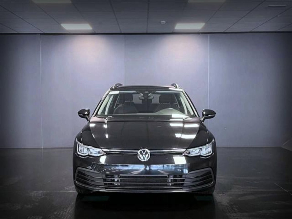 Volkswagen Golf Variant 1.0 TSI EVO Life (2)