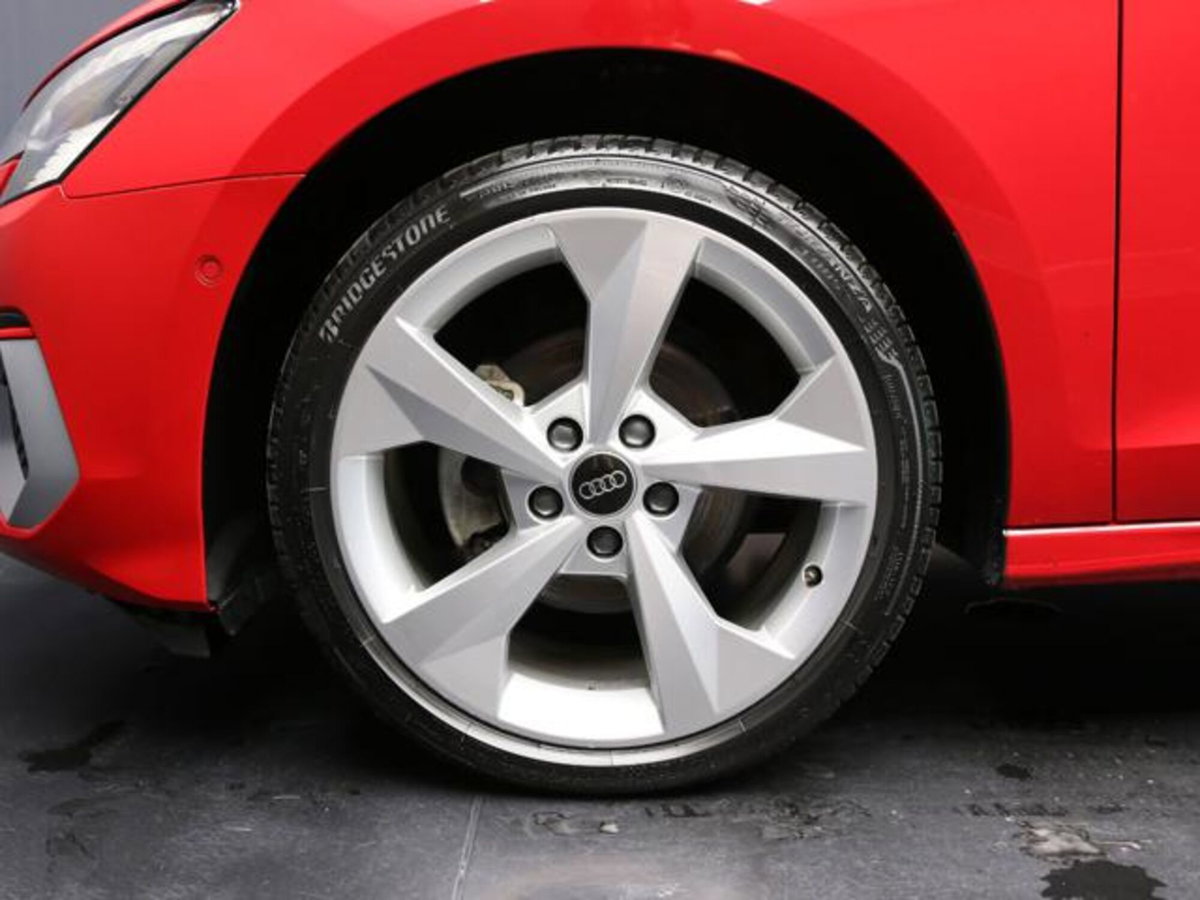Audi A3 Sportback 35 TDI S tronic Business (5)