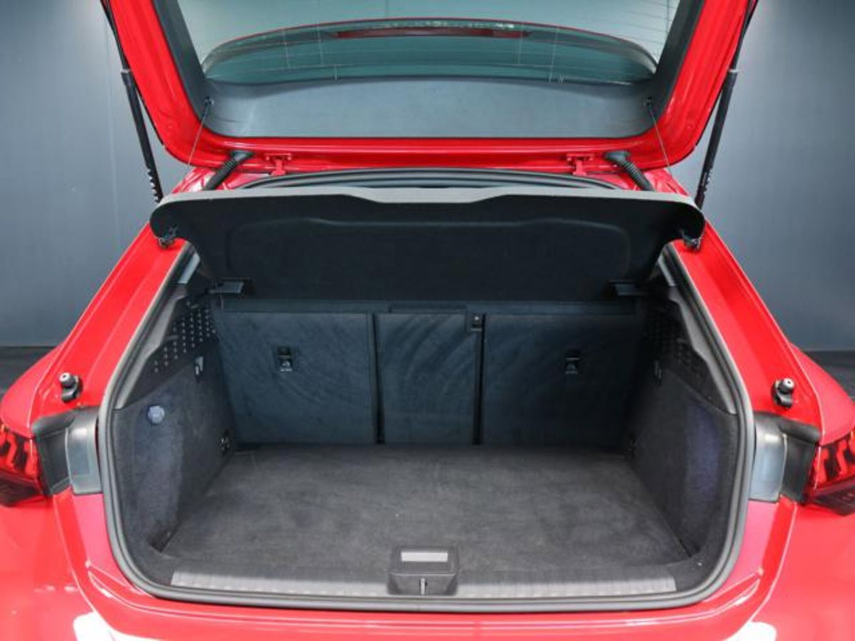 Audi A3 Sportback 35 TDI S tronic Business (7)