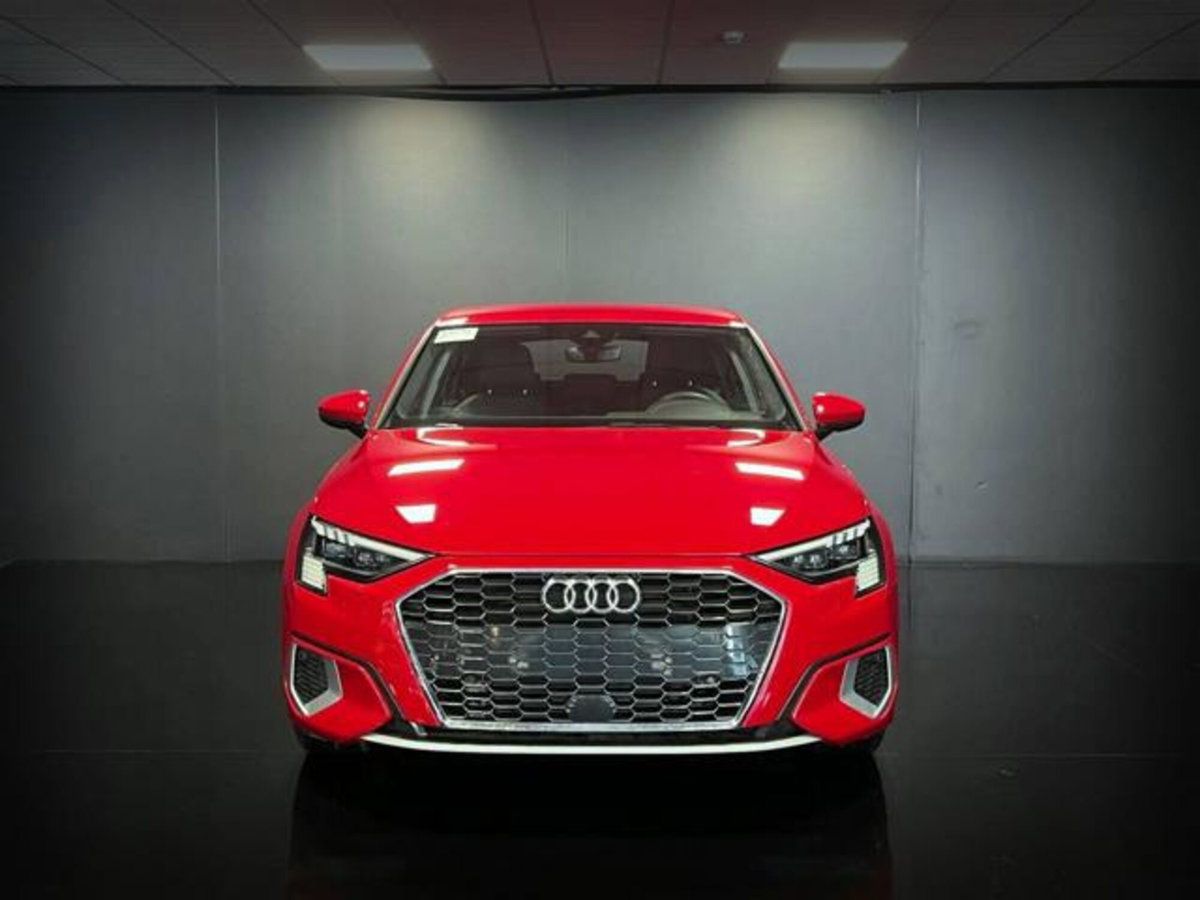 Audi A3 Sportback 35 TFSI S tronic Business Advanced (2)