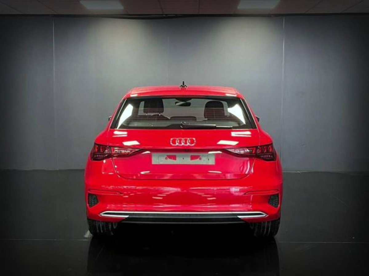 Audi A3 Sportback 35 TFSI S tronic Business Advanced (5)