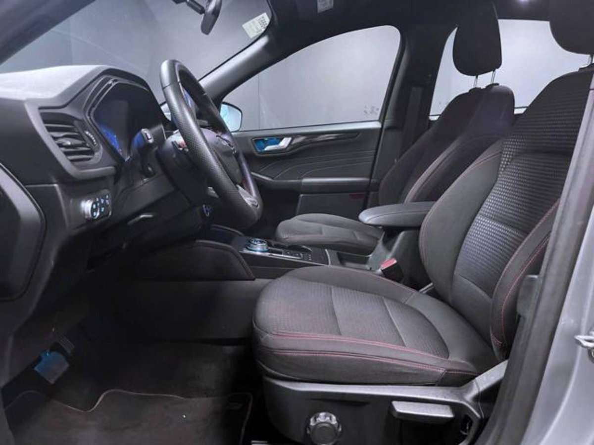 Ford Kuga 2.0 EcoBlue 120 CV aut. 2WD ST-Line X (9)