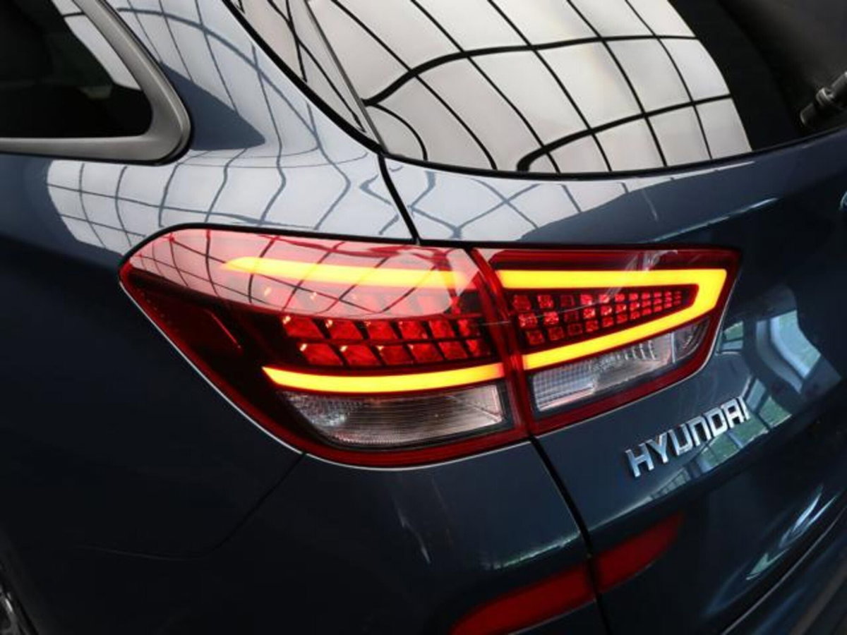 Hyundai i30 Station Wagon 1.0 t-gdi 48V Prime Techno&Style Pack 120cv (11)
