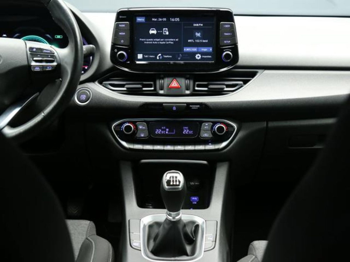 Hyundai i30 Station Wagon 1.0 t-gdi 48V Prime Techno&Style Pack 120cv (13)