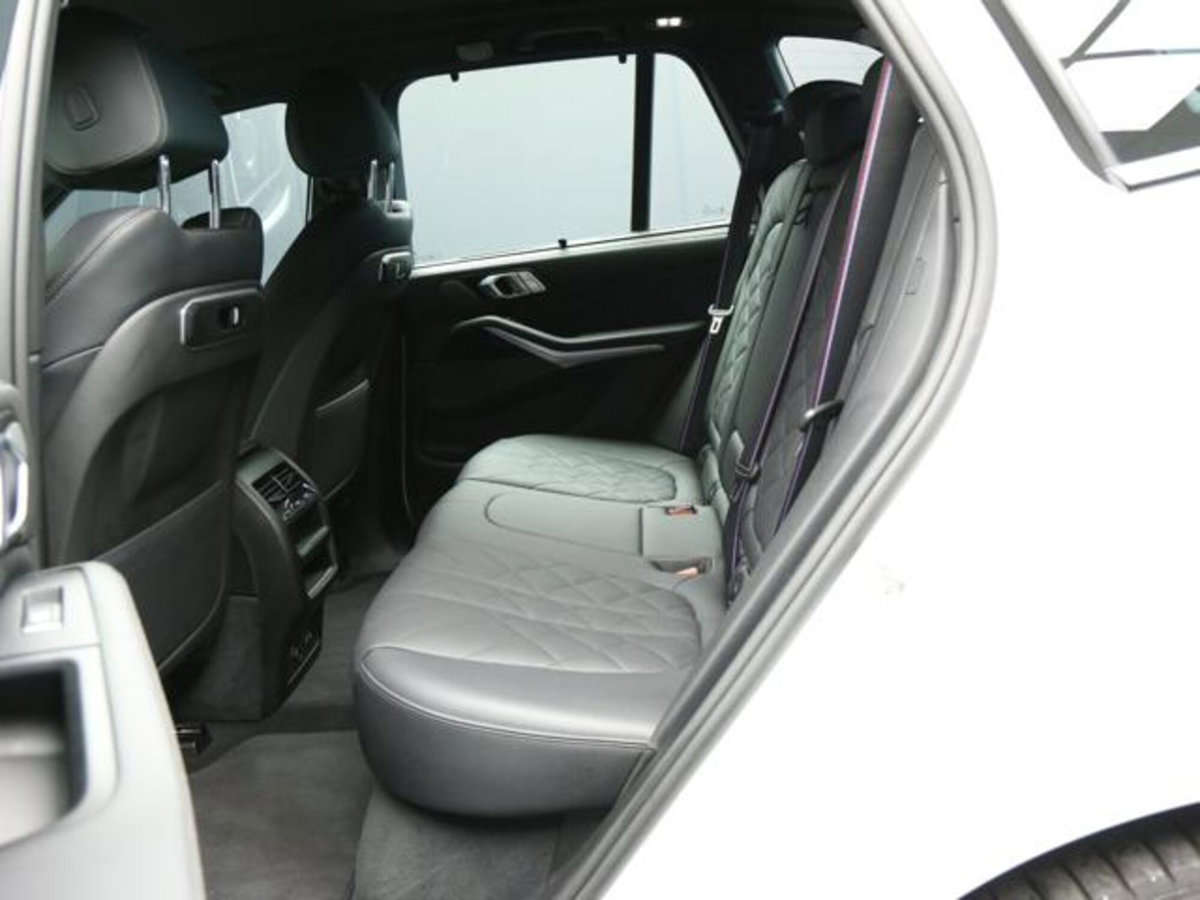 BMW X5 xdrive30d MSport Pro auto (8)