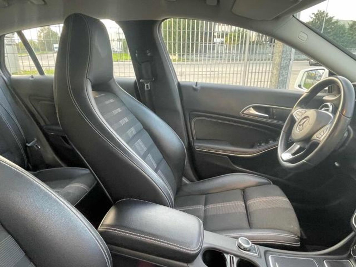 Mercedes-Benz CLA Shooting Brake 200 d Automatic Sport (10)