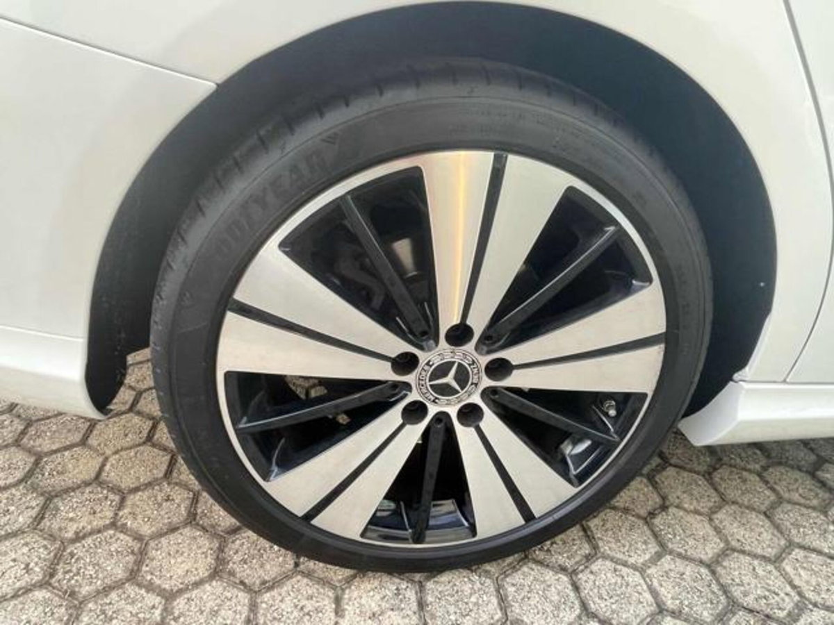 Mercedes-Benz CLA Shooting Brake 200 d Automatic Sport (12)