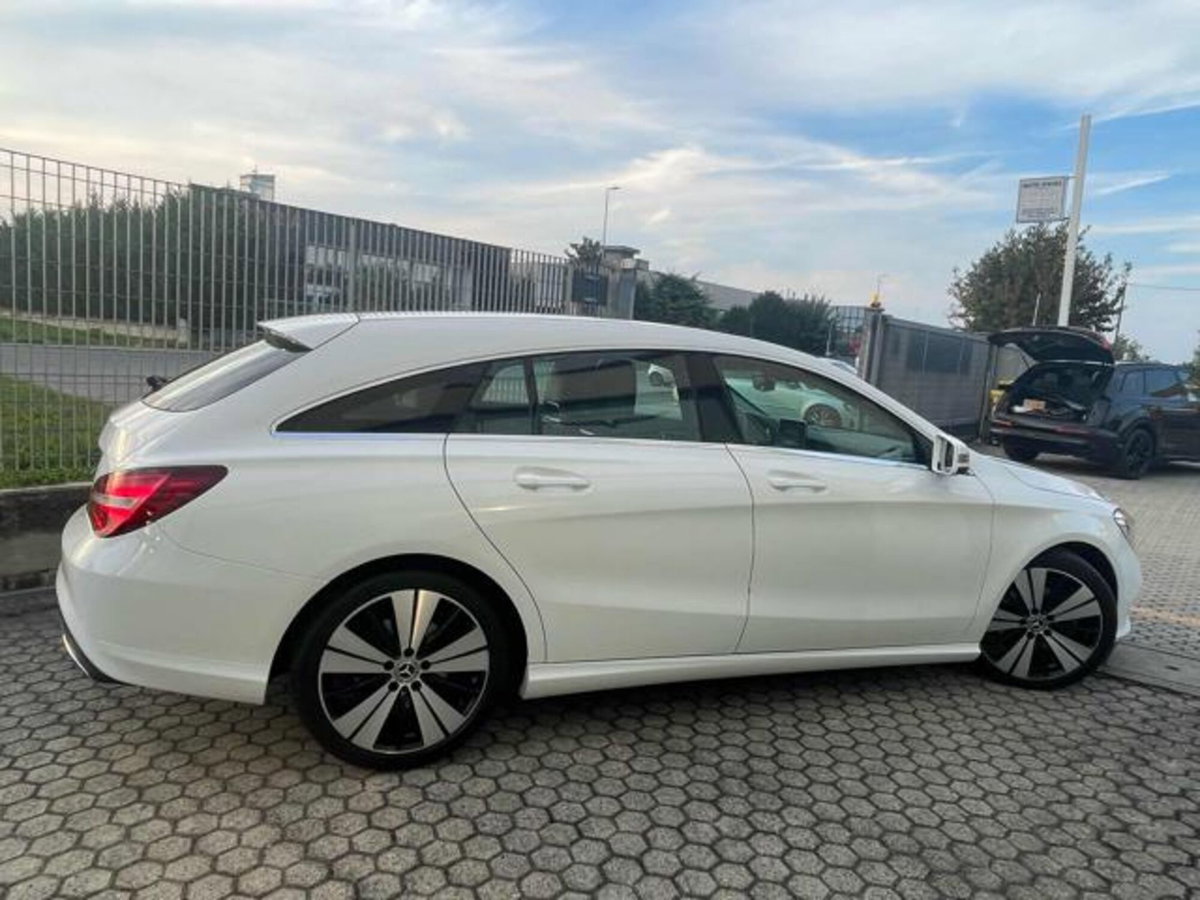 Mercedes-Benz CLA Shooting Brake 200 d Automatic Sport (8)