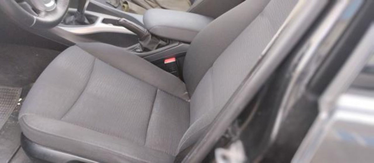 BMW X1 sDrive16d (9)