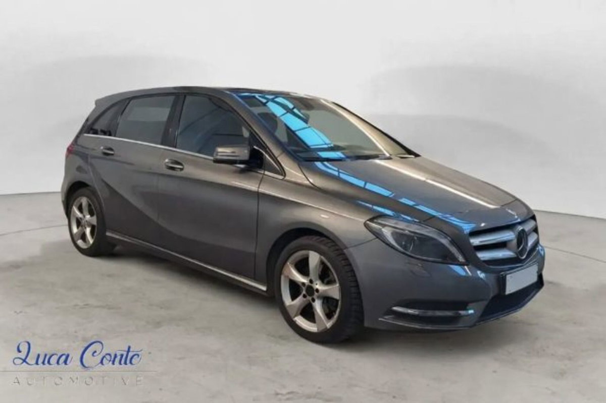 Mercedes-Benz Classe B 180 Premium (3)