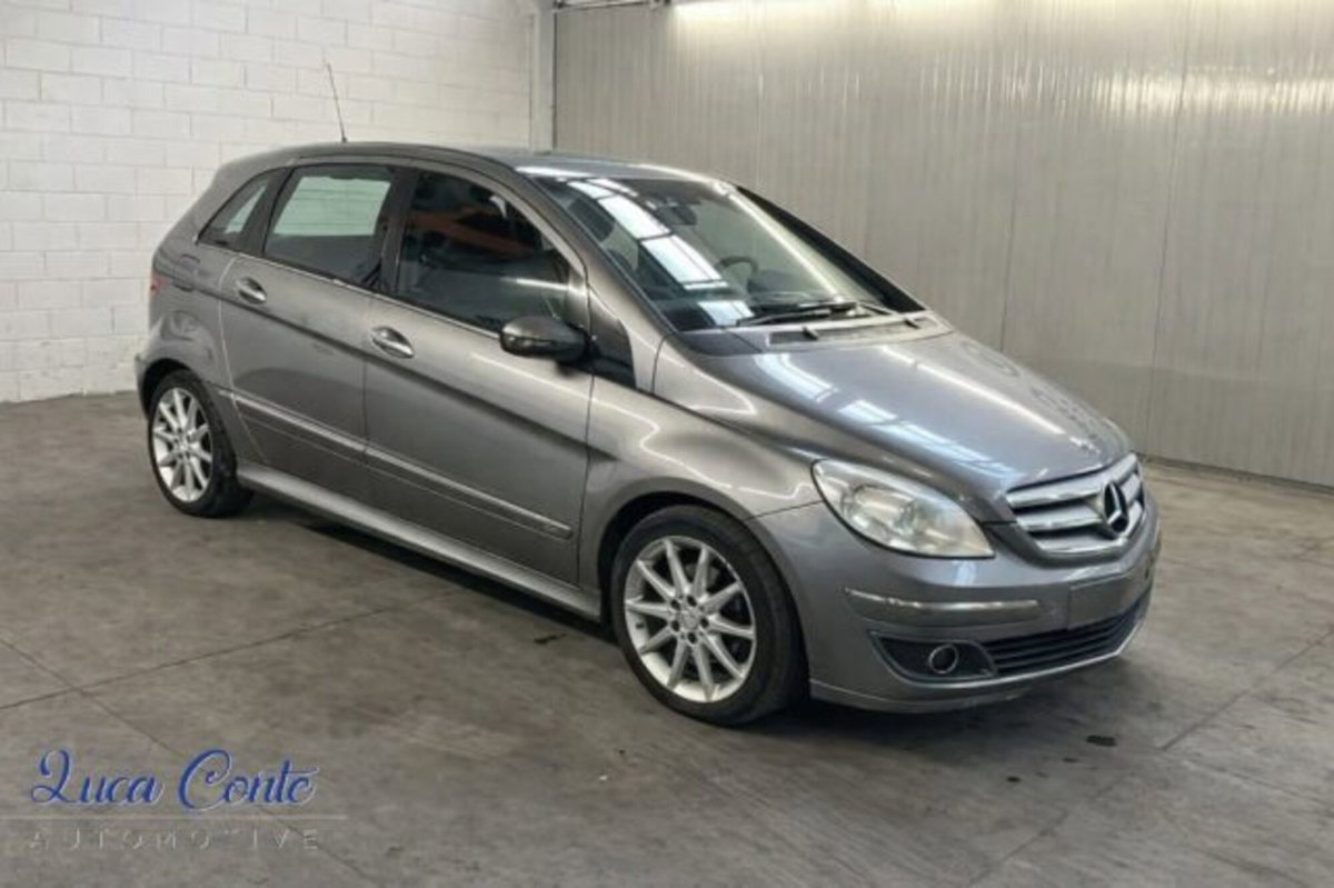 Mercedes-Benz Classe B 200 Sport (4)