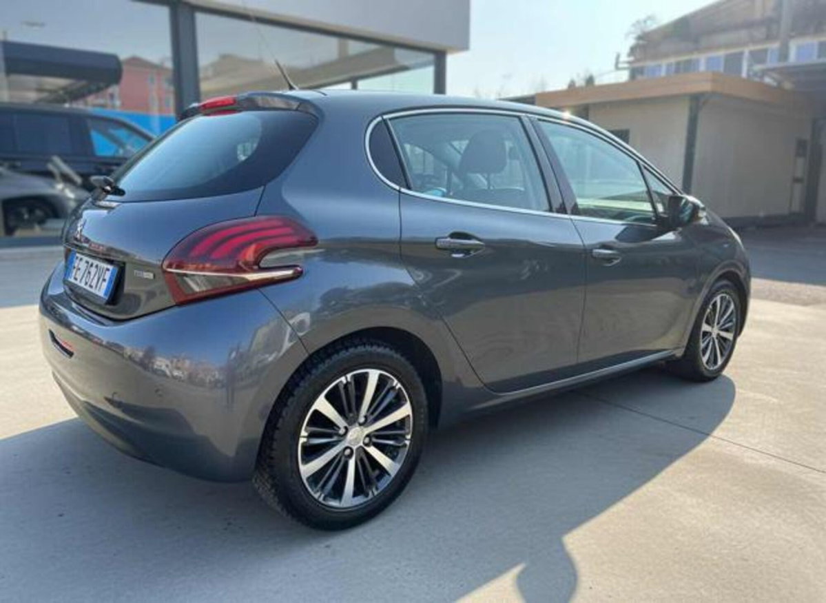 Peugeot 208 82 5 porte Allure (5)