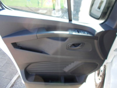 Renault Trafic Furgone T30 2.0 dCi 110CV PL-TN Furgone Ice Plus (14)