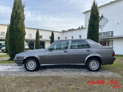 Alfa Romeo 75 2.0 (3)