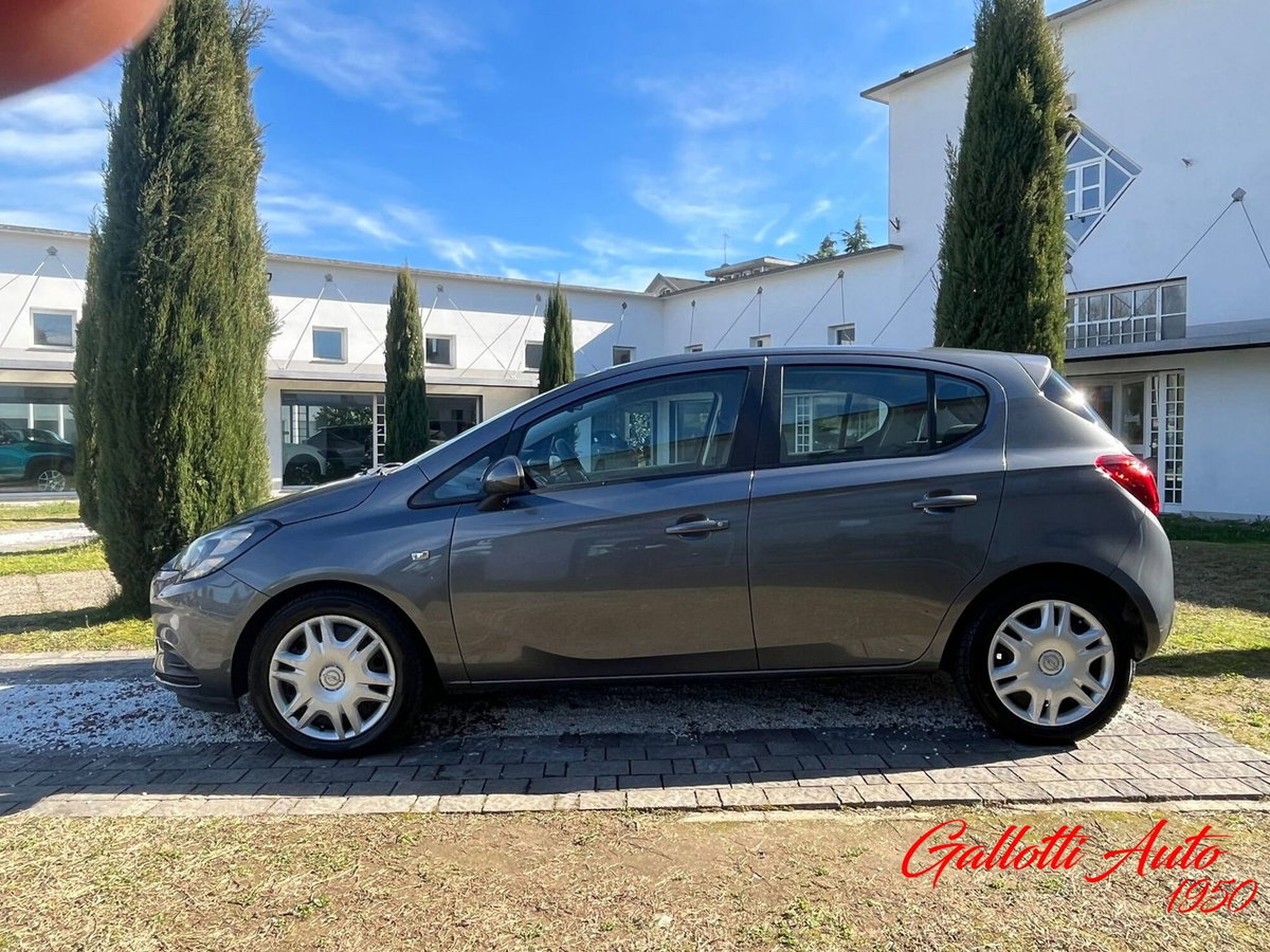 Opel Corsa 1.4 90CV GPL Tech 5 porte n-Joy (4)