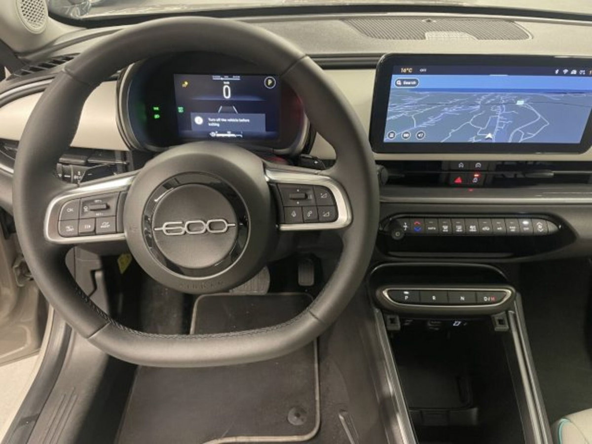 Fiat 600 1.2 hybrid La Prima 110cv auto (12)