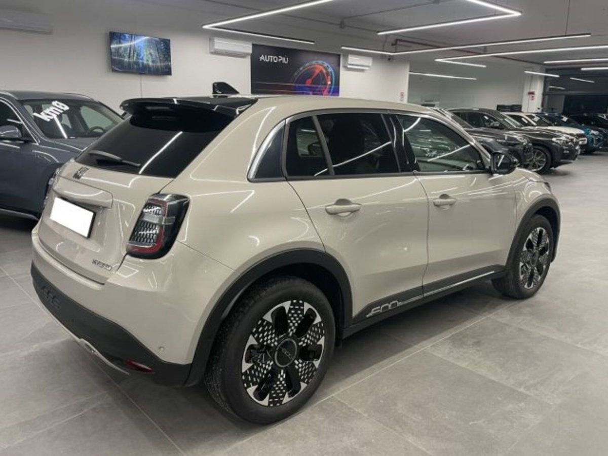 Fiat 600 1.2 hybrid La Prima 110cv auto (18)