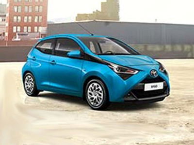 Toyota Aygo X 1.0 Lounge 72cv usata