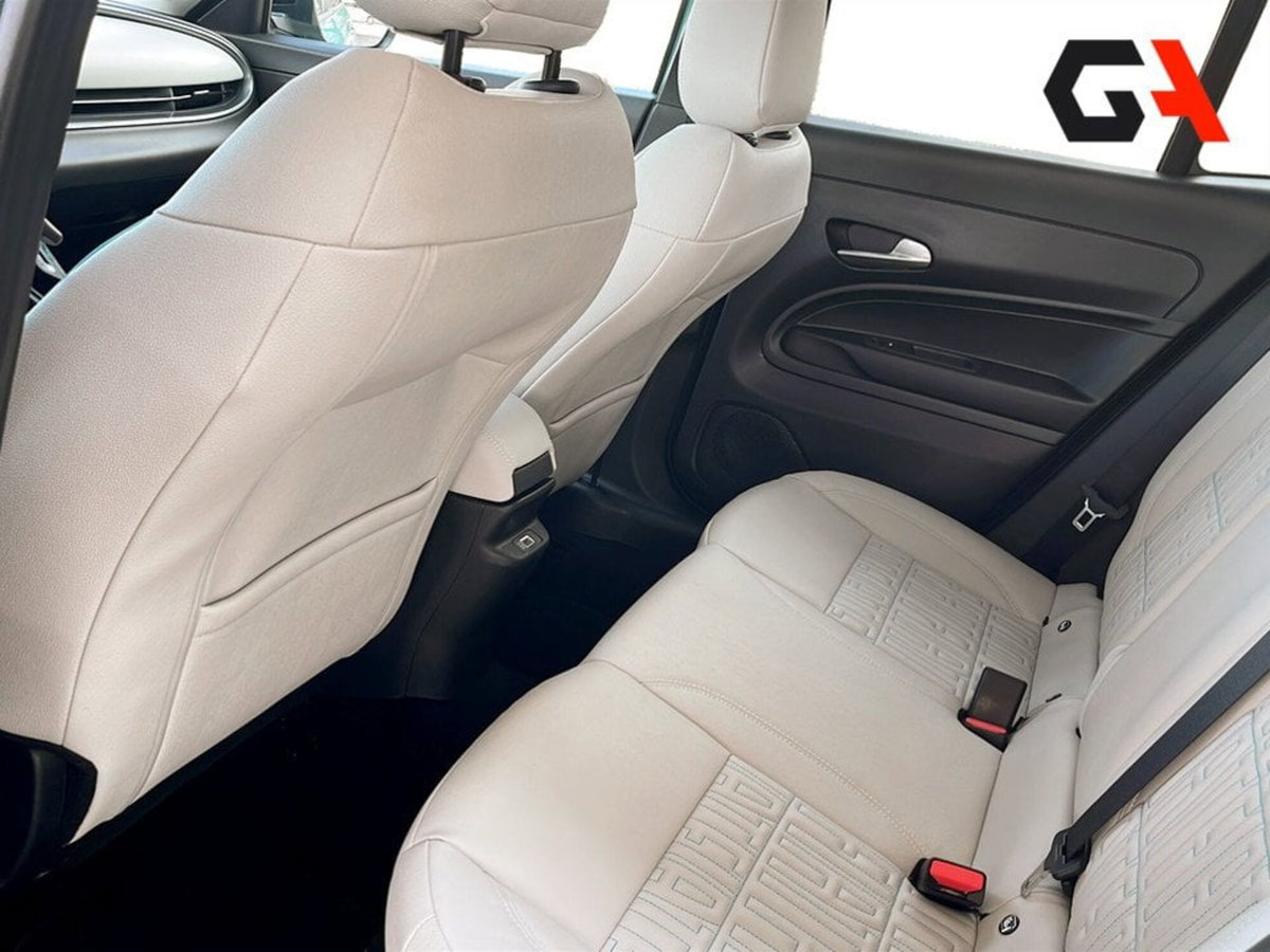 Fiat 600 1.2 hybrid La Prima 145cv auto (16)