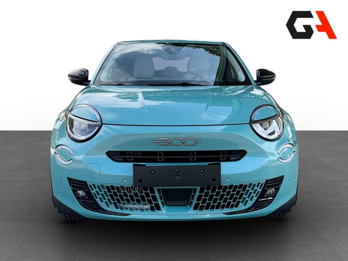Fiat 600 1.2 hybrid La Prima 145cv auto (2)