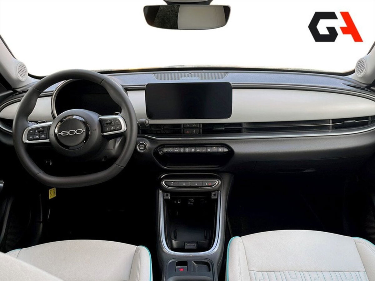 Fiat 600 1.2 hybrid La Prima 145cv auto (20)