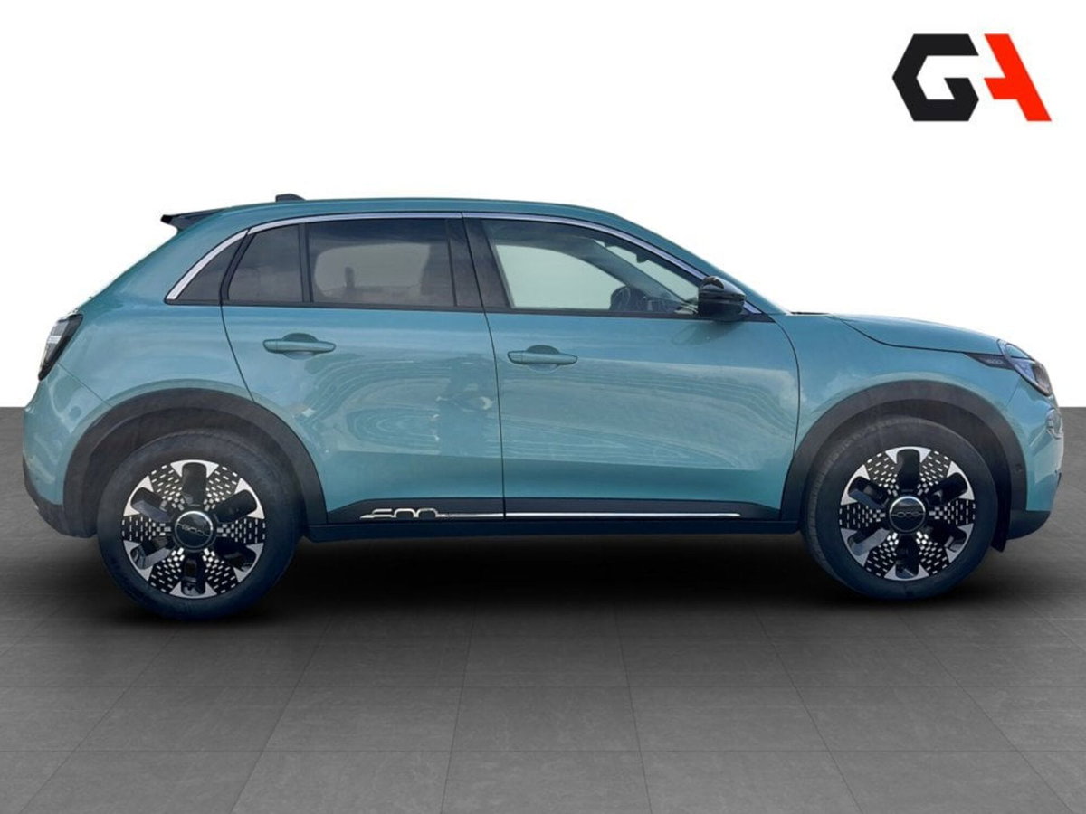 Fiat 600 1.2 hybrid La Prima 145cv auto (6)