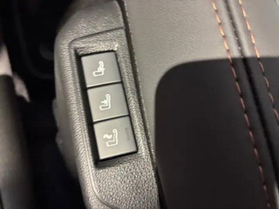 Alfa Romeo Junior 1.2 ibrida Q4 Intensa 145cv edct6 (9)