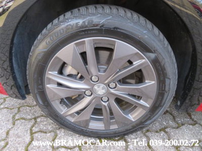 Peugeot 208 50 kWh Allure (10)