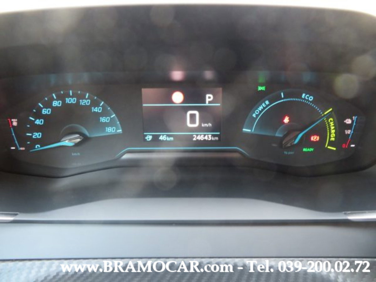 Peugeot 208 50 kWh Allure (15)