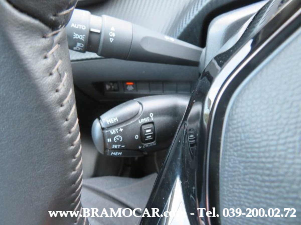 Peugeot 208 50 kWh Allure (17)