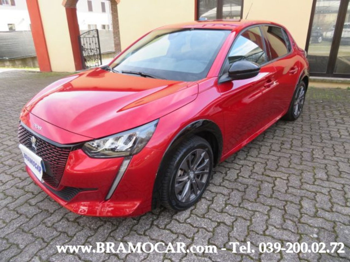 Peugeot 208 50 kWh Allure (2)