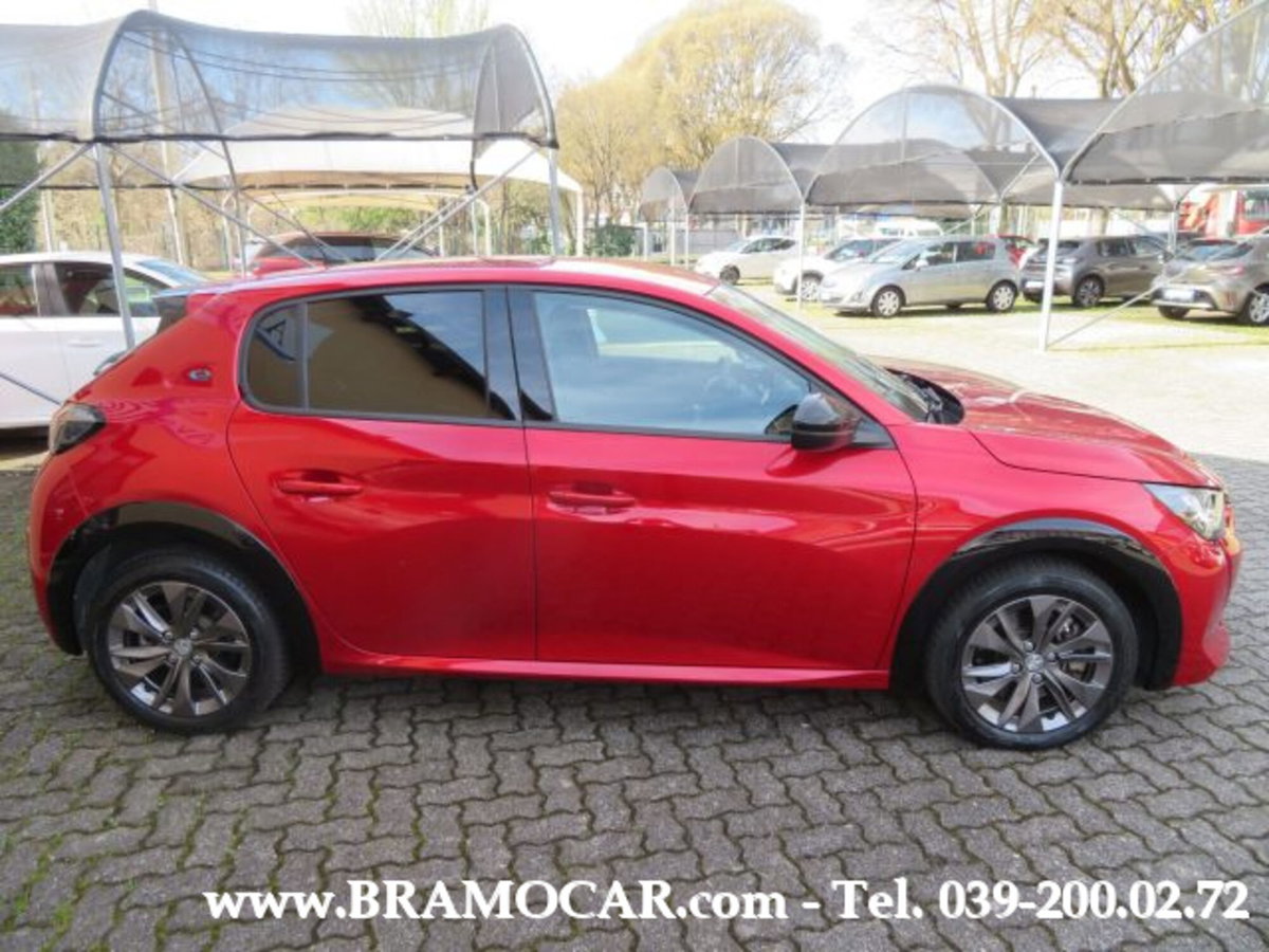 Peugeot 208 50 kWh Allure (5)