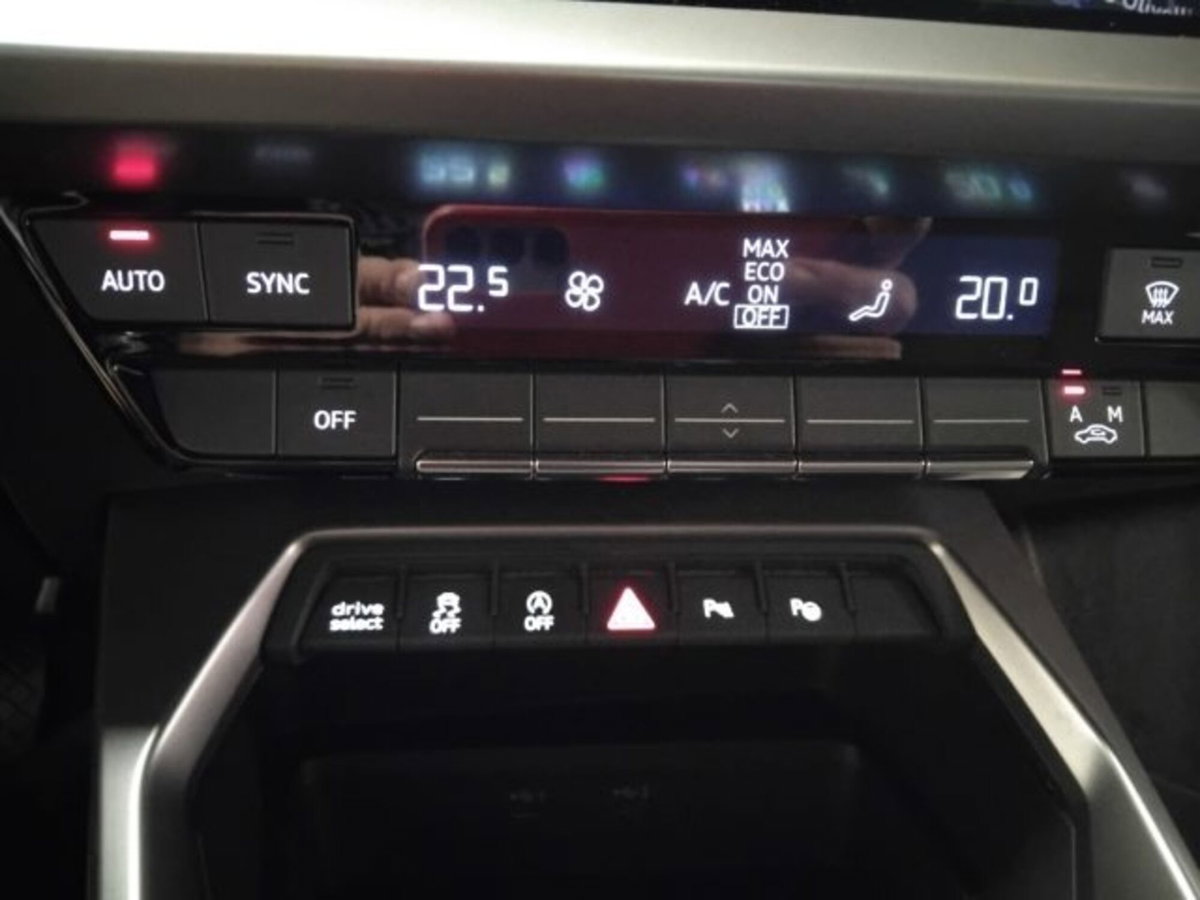 Audi A3 Sportback 40 TDI quattro S tronic S line edition (14)