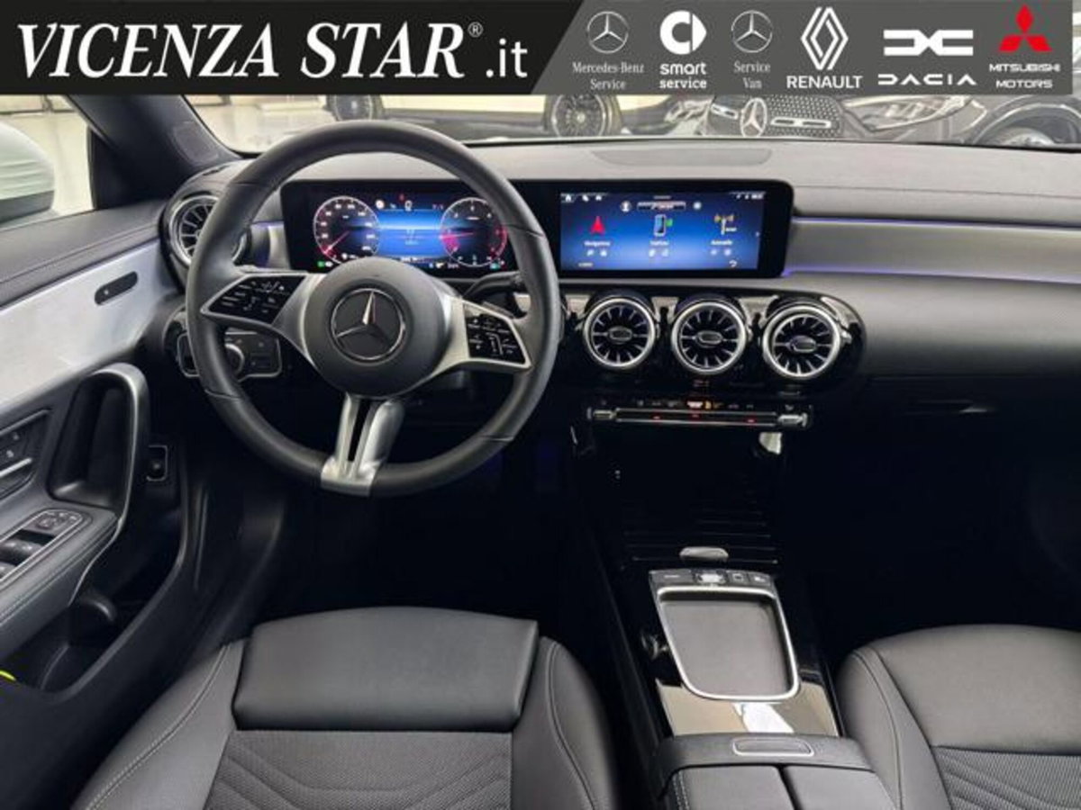 Mercedes-Benz CLA Shooting Brake 180 d Automatic Shooting Brake Sport (7)