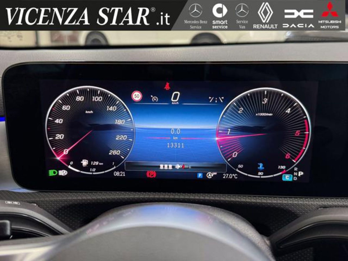 Mercedes-Benz CLA Shooting Brake 180 d Automatic Shooting Brake Sport (8)