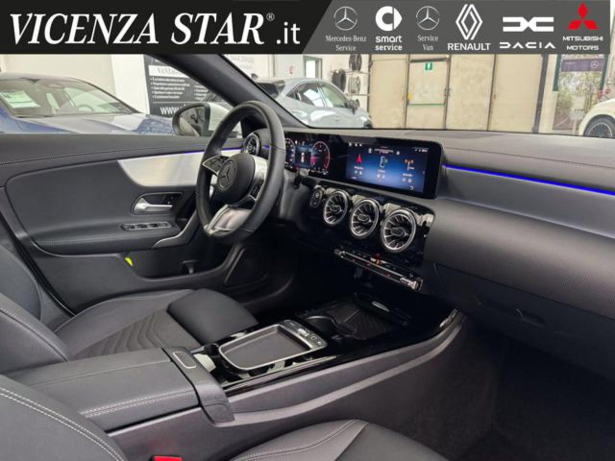 Mercedes-Benz CLA Shooting Brake 180 d Automatic Shooting Brake Sport (9)