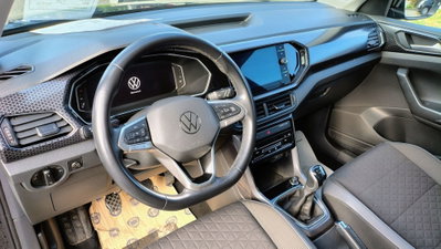Volkswagen T-Cross 1.0 TSI 110 CV DSG Advanced (10)