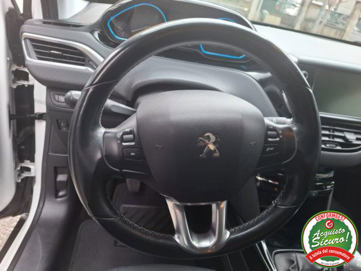 Peugeot 2008 120 S&S Allure (12)