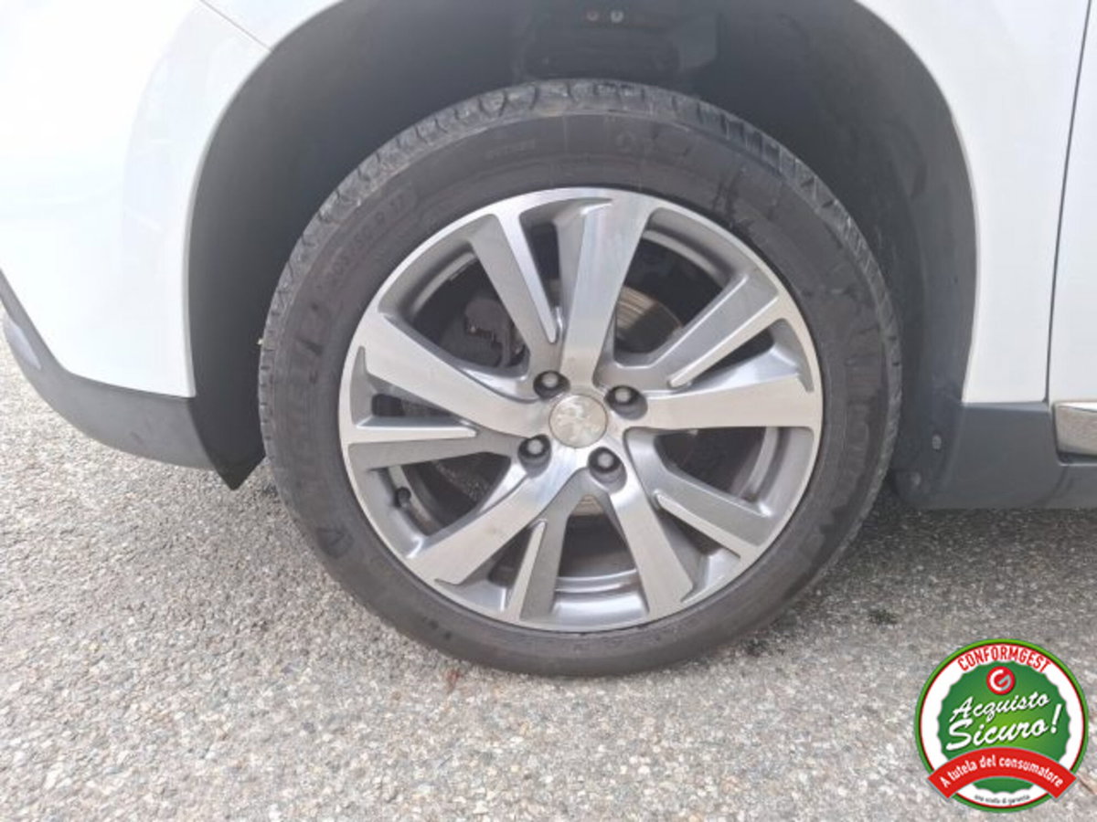 Peugeot 2008 120 S&S Allure (7)