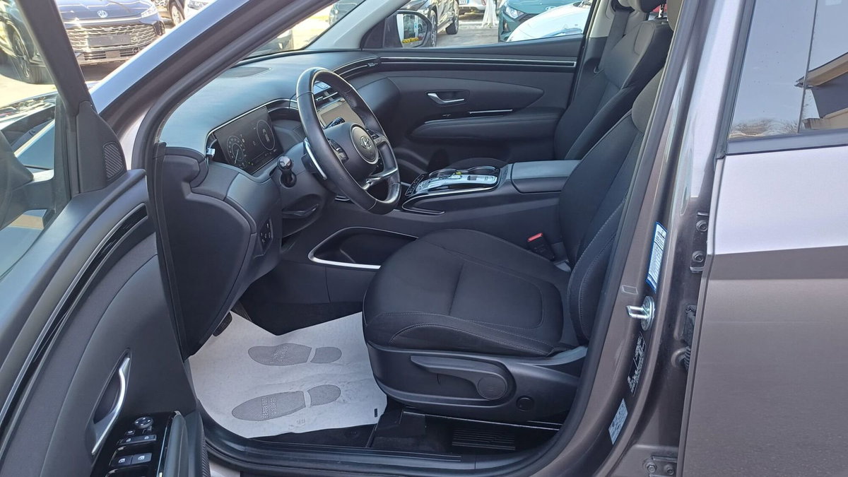 Hyundai Tucson 1.6 hev Exellence 4wd auto (10)