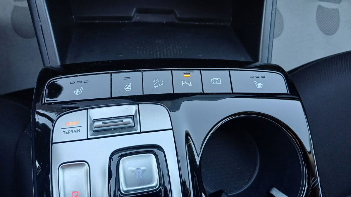 Hyundai Tucson 1.6 hev Exellence 4wd auto (16)
