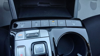 Hyundai Tucson 1.6 hev Exellence 4wd auto (16)