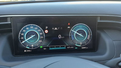 Hyundai Tucson 1.6 hev Exellence 4wd auto (18)